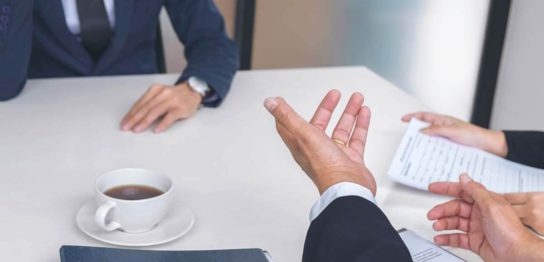 面接の際につけておくとよい印象になる腕時計の特徴とおすすめの解説