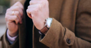 腕時計のバンドの交換の相場 自分で行う方法と交換する際の注意点