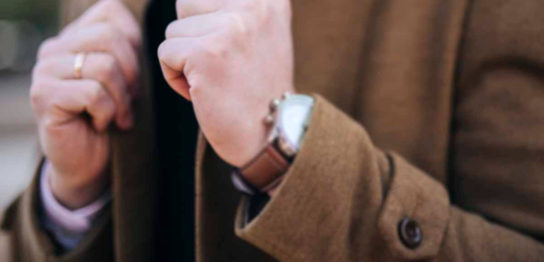 腕時計のバンドの交換の相場 自分で行う方法と交換する際の注意点