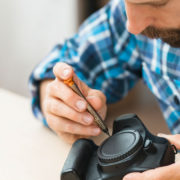 カメラの手入れ方法と カメラを手入れする専用の用品と代用品の解説