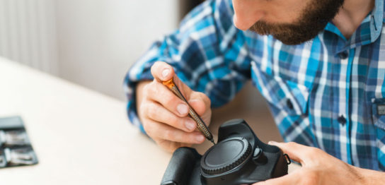 カメラの手入れ方法と カメラを手入れする専用の用品と代用品の解説