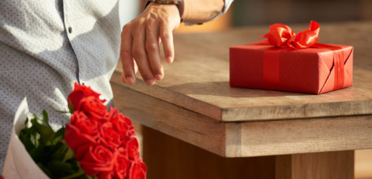 就職祝いに男性に腕時計を贈る意味 男性におすすめの腕時計ブランド