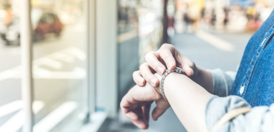 風防とはなにか 基本的な風防の種類と特徴 修理方法を解説