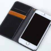 スマホケースをつける心理 メリットとデメリットとおすすめの解説