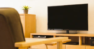6畳で観るテレビの大きさは？ サイズと適切な視聴距離 視聴のコツ