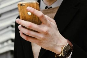 WOODWE 木製スマホケース