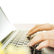 キーボードアームを使うメリットと選び方 おすすめのモデルを解説