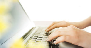 キーボードアームを使うメリットと選び方 おすすめのモデルを解説