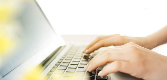 キーボードアームを使うメリットと選び方 おすすめのモデルを解説