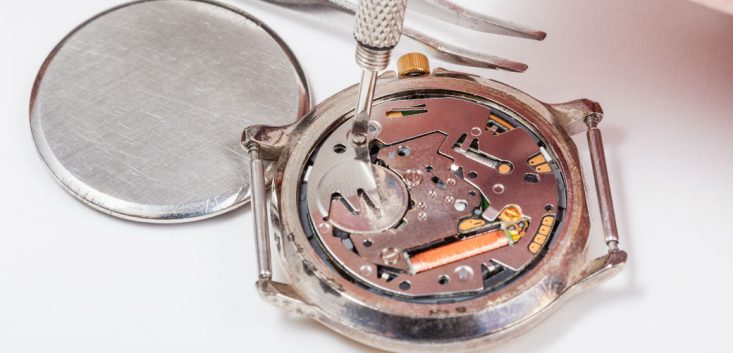腕時計の電池交換にかかる値段と専門店以外での電池交換にかかる値段 | dorekau ドレカウ