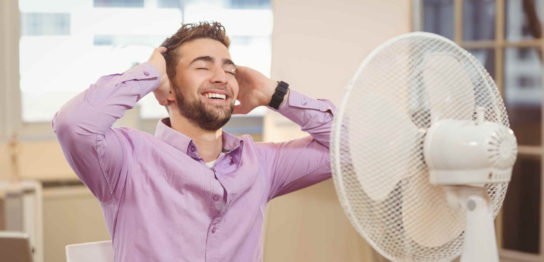 扇風機とサーキュレーターの違いとおすすめの品を解説