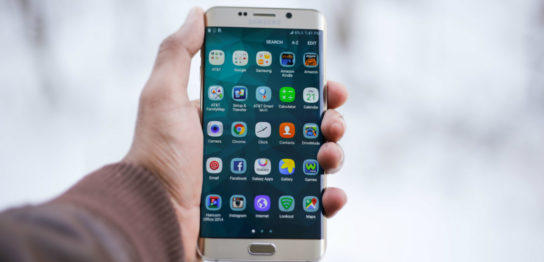 有機ELのスマホを一覧で解説 有機ELとはなにか メリットと特徴