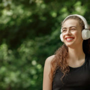コスパのよいヘッドホンのおすすめとそれぞれの特徴を値段別で解説