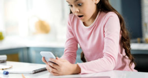 携帯料金の滞納時のリスク 回線停止した携帯電話を復活させる方法