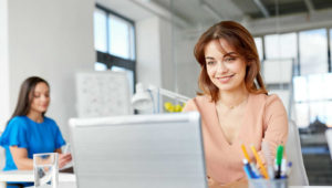 PCカードってなに？USBスロットで読み込む品やアダプターを解説