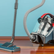 サイクロン式掃除機を使ってお掃除を快適に！メリット・デメリットを解説