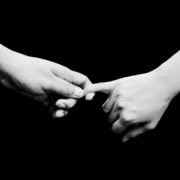 コントラストってなに？ コントラストをつける機能と効果を解説