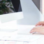 テンキーレスキーボードってなに？選び方とおすすめのメーカー・製品