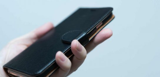 エクスペリアz5向けのスマホケースの種類とおすすめの品を解説