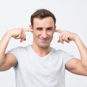 ノイズキャンセルイヤホン