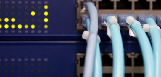 スイッチングハブ