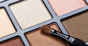 アイシャドウパレットの使い方 二重のタイプ別のメイク法 マット系おすすめパレットを紹介編集