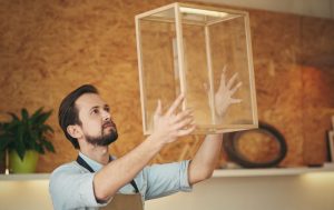 フィギュアケースの役割や選ぶ際のポイントを解説 おすすめ商品なども紹介