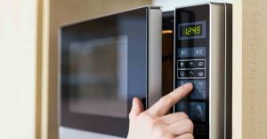 電子レンジの種類とそれぞれの特徴 選び方のコツとおすすめ品を解説