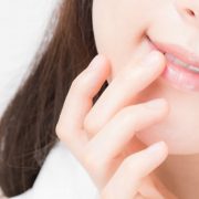 唇の乾燥に！リップクリームの種類と効果 おすすめの品10選を解説