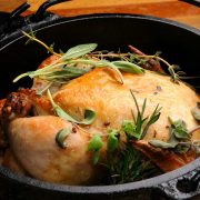 アウトドアにも便利！ダッチオーブンの選び方やおすすめ商品を紹介