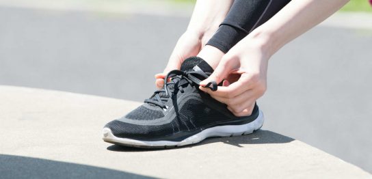 スニーカーの種類と人気ブランド 選び方とおすすめ品を解説