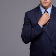 リクルートスーツの選び方とマナー おすすめのブランドと格安品