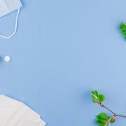 花粉症に困る秋の注意点 春の花粉症との違いと対策 花粉症に効く薬