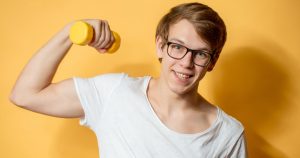 スポーツメガネとは何か 各スポーツに適した種類やおすすめ商品などを紹介