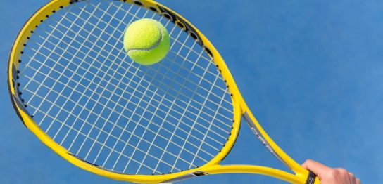 テニスラケットのおすすめメーカーを紹介 選び方やおすすめ商品も解説