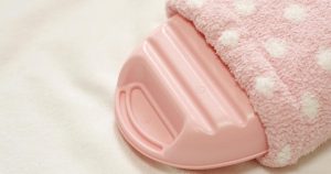 冷え性の方にもおすすめ！湯たんぽの種類や選び方を解説 おすすめ商品も紹介
