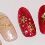 クリスマスネイルの特徴と種類 シーンごと選び方とおすすめ品を解説