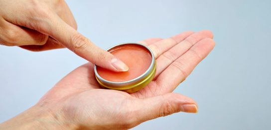 リップバームってなに？リップクリームとの違いと使い方 おすすめ品