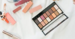 うさぎメイクの特徴とメイクポイント おすすめのメイクアイテム