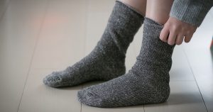 寒い時期やアウトドアにおすすめ！防寒靴下の選び方とおすすめ品を紹介