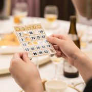 忘年会の景品の選び方や予算について解説 忘年会におすすめの商品も紹介