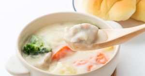 クリームシチューの発祥って？歴史と一般的な作り方と材料を解説