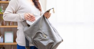 レディースリュックの相場って？選び方とおすすめブランド品を解説