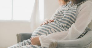妊婦さんへのプレゼントには何が良い？選び方とおすすめ品を解説