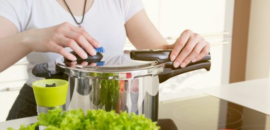 圧力鍋の魅力って？選び方のポイントとおすすめメーカー・商品を解説