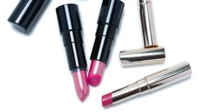 リップのブランドごとの特徴は？選び方とおすすめ品を解説