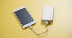 モバイルバッテリーの選び方って？特徴やおすすめのメーカーと製品