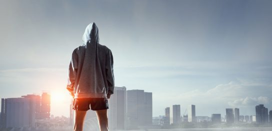 ビックサイズパーカーってなに？選び方のポイントとおすすめ品を解説