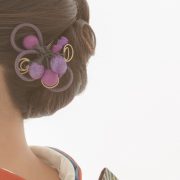 振袖に合う髪飾りの選び方って？髪飾りの必要性とおすすめ品を解説　