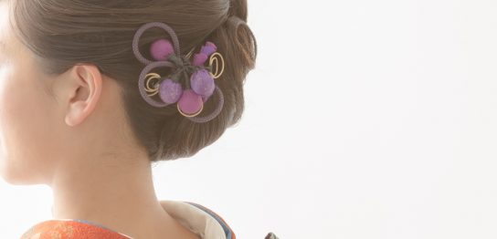 振袖に合う髪飾りの選び方って？髪飾りの必要性とおすすめ品を解説　
